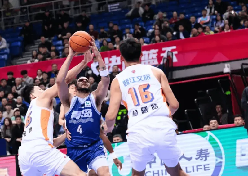 世界杯app下载-杨曦皓出战38分钟，投篮6中3、三分3中1得到9分9篮板1盖帽