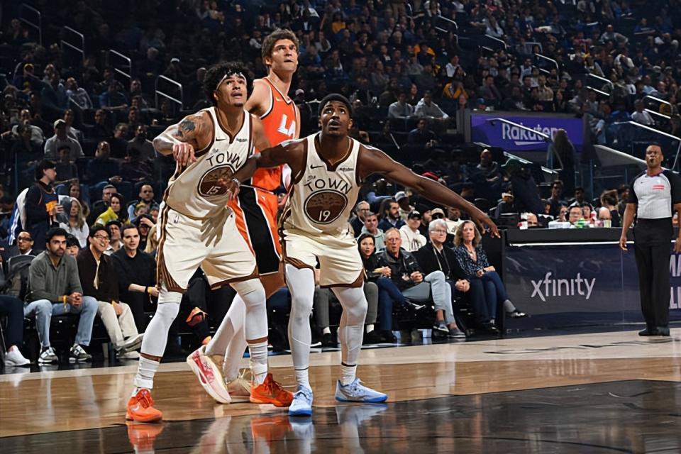 世界杯app下载-惨败中为数不多的亮点了，前火箭弃将也许有机会在勇士站稳脚跟？