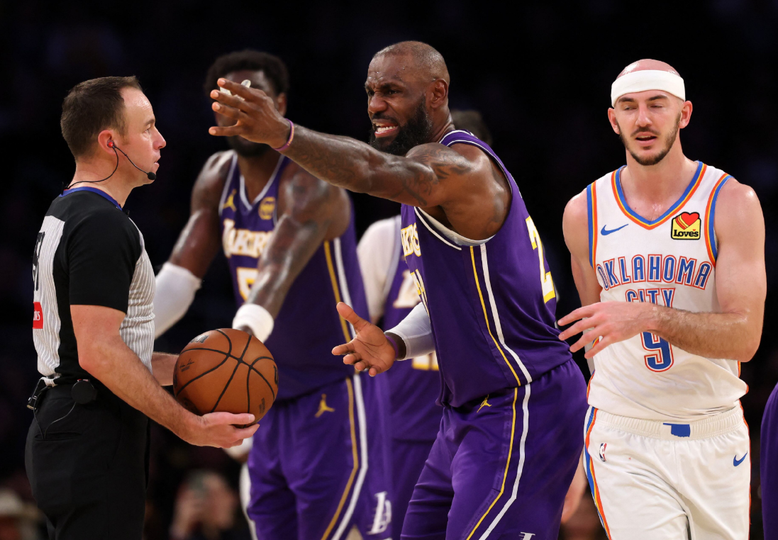 世界杯官网入口-10胜2负，全队都不演了！知道你们有夺冠实力，但这么做有些过分